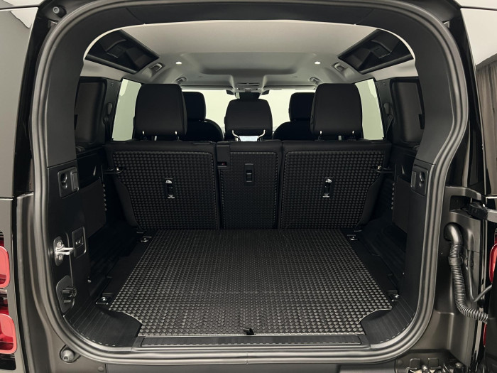 Land Rover Defender 110 D250 S AWD Aut 3.0 d