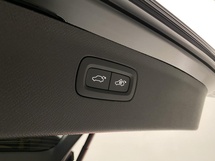 Volvo XC90 B5 AWD AUT BRIGHT PLUS 7míst 2.0 Plus