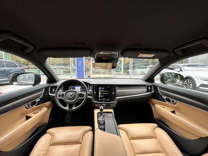 Volvo V90 CROSS COUNTRY D5 AWD REZERVACE 2.0 d