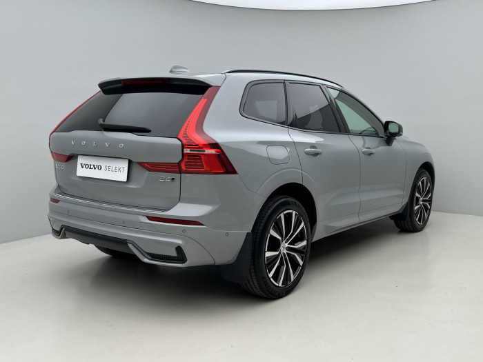 Volvo XC60 B4 AWD PLUS DARK AUT 1.maj.