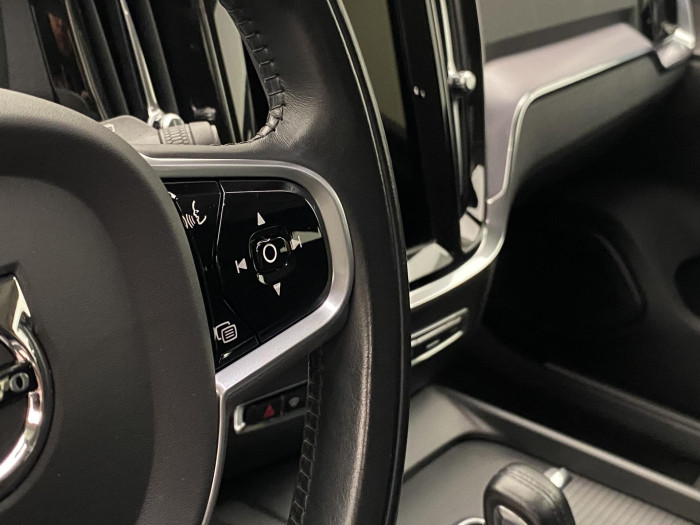 Volvo V60 B4 MOMENTUM AUT 2.0 Momentum