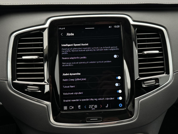 Volvo XC90 T8 AWD RECHARGE ULTIMATE DARK