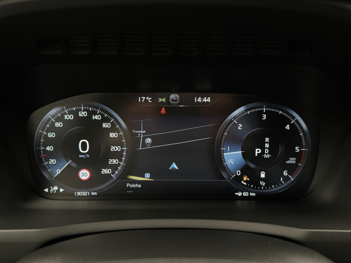 Volvo XC90 B5 AWD R-DESIGN AUT CZ