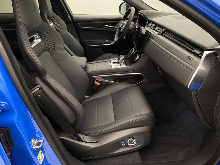 Jaguar F-Pace SVR 575 EDITION REZERVACE 5.0 Edition