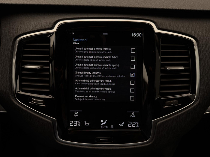 Volvo XC90 B5 AWD MOMENTUM PRO CZ 1.maj 2.0 Momentum