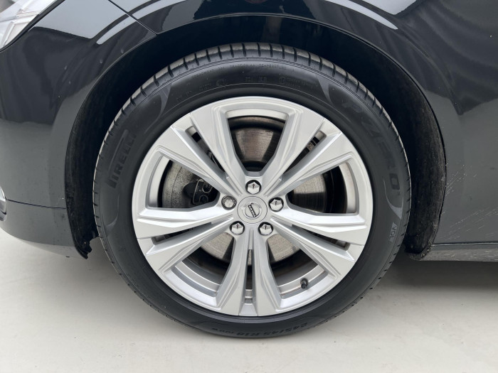 Volvo V90 B4 MOMENTUM AUT 2.0 Momentum