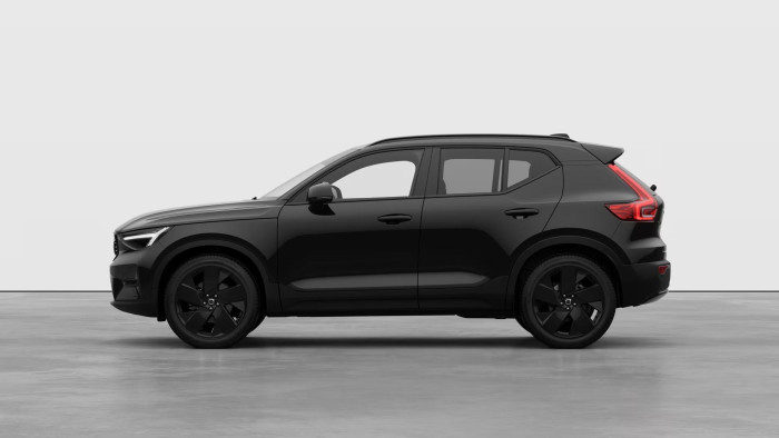 Volvo XC40 B3 AUT PLUS BLACK EDITION