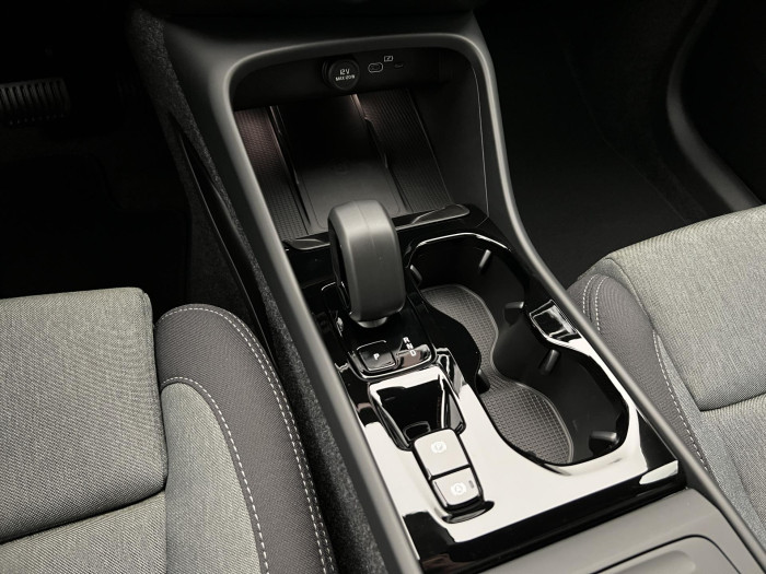 Volvo XC40 B3 DARK PLUS AUT