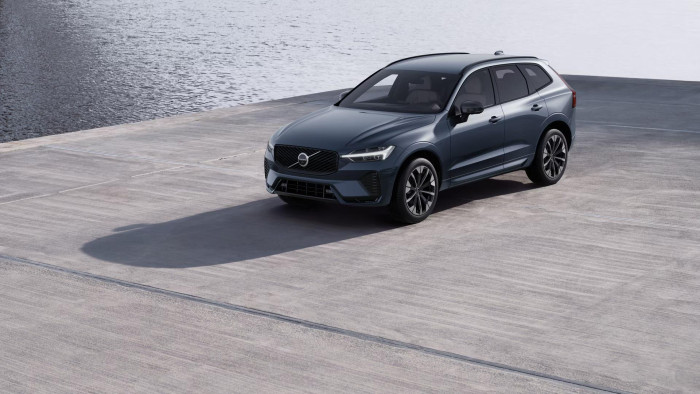 Volvo XC60 B5 AWD AUT DARK PLUS