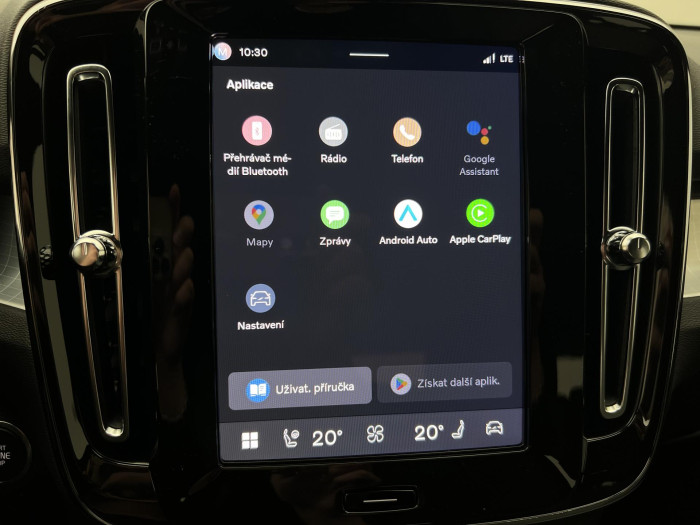 Volvo XC40 B3 DARK PLUS AUT