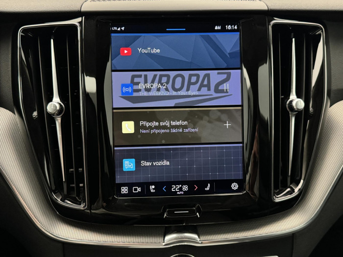Volvo XC60 B4 AWD PLUS DARK AUT