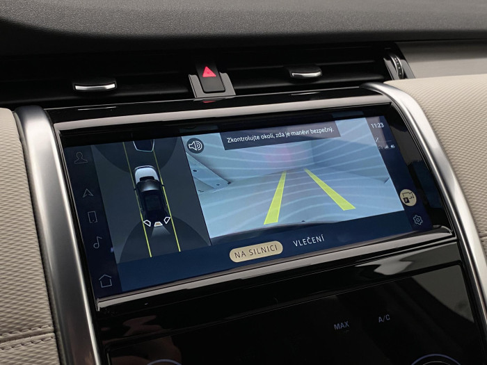 Land Rover Discovery Sport D200 AWD R-DYNAMIC REZERVACE 2.0 d Dynamic