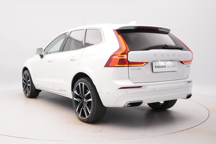 Volvo XC60 B4 AWD INSCRIPTION REZERVACE