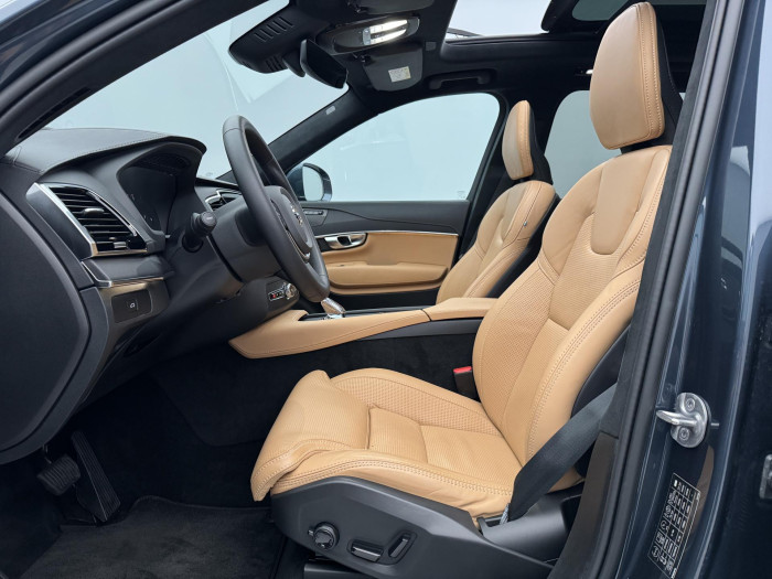 Volvo XC90 B5 AWD ULTIMATE BRIGHT 1.maj.