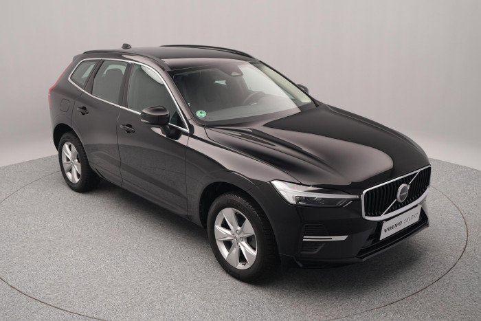 Volvo XC60 B4 AWD CORE CZ 1. maj
