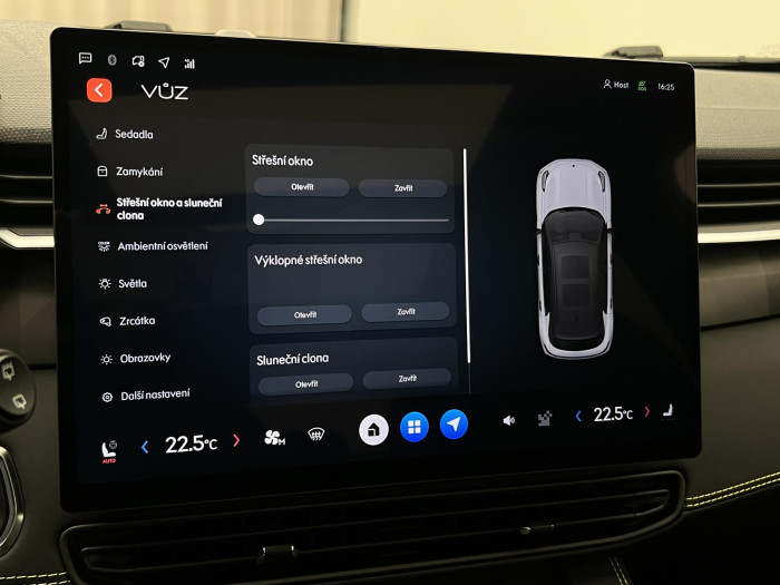 Lynk & Co 01 MORE PHEV