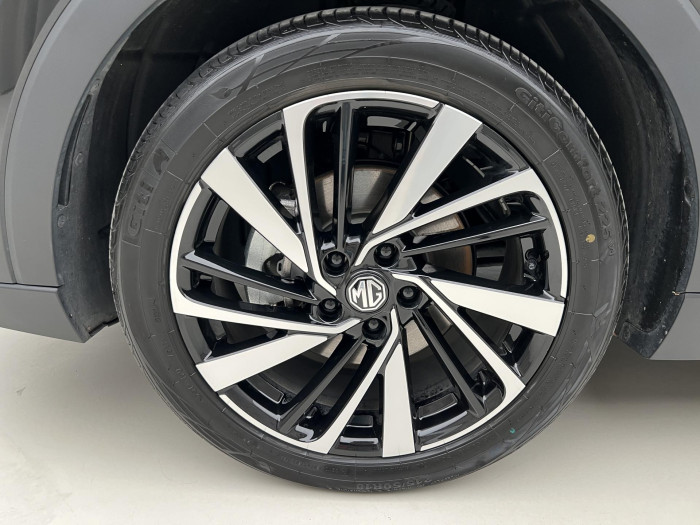 MG ZS 1.5 EXCLUSIVE HYBRID+ AUT CZ 1.5 Exclusive