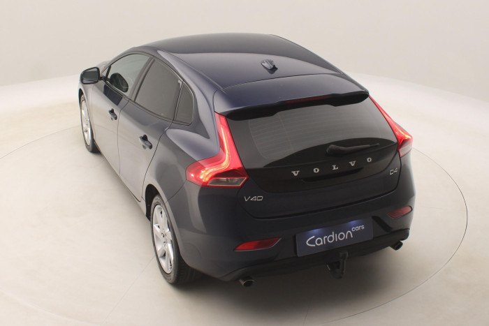 Volvo V40 D4 MOMENTUM 2.0 d Momentum