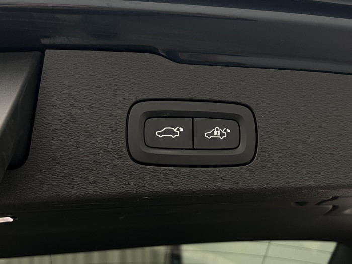 Volvo V60 B4 MOMENTUM AUT 2.0 Momentum