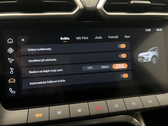 MG ZS 1.5 EXCLUSIVE HYBRID+ AUT CZ 1.5 Exclusive