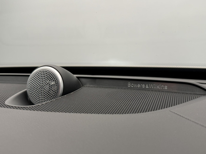 Volvo XC90 B6 AWD R-DESIGN CZ 7 míst