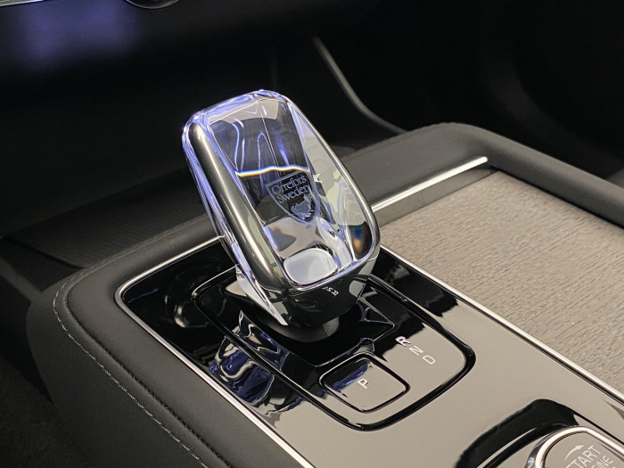 Volvo XC90 T8 AWD RECHARGE DARK ULTRA 7m