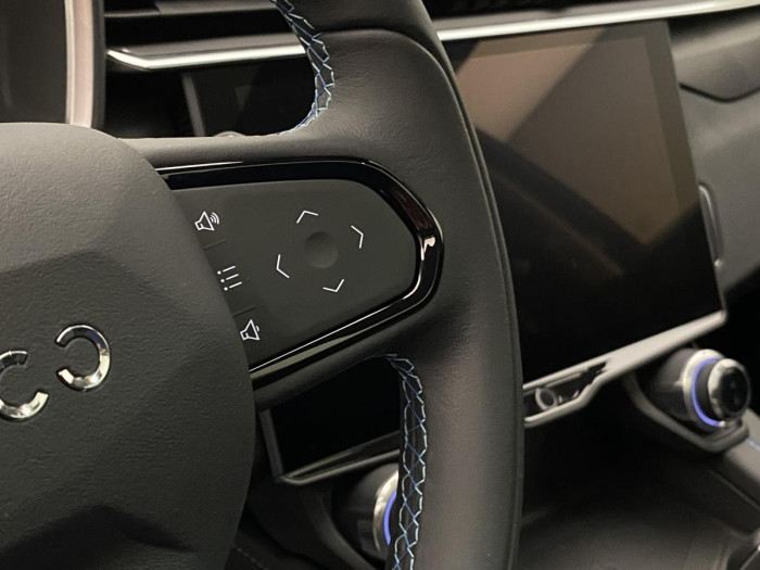 Lynk & Co 01 PHEV DCT AUT REZERVACE