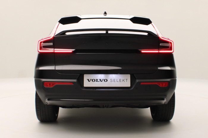 Volvo EC40 ULTRA BLACK EDITION TWIN MOTOR Edition