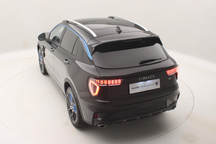 Lynk & Co 01 PHEV DCT AUT 1.maj. REZERVACE