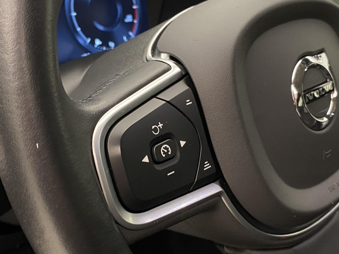 Volvo V60 D3 AWD MOMENTUM AUT CZ 2.0 d Momentum