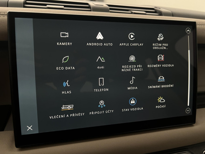 Land Rover Defender D250 SE AWD AUT CZ 3.0 d SE