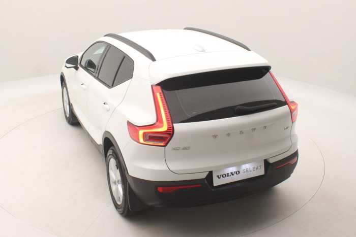 Volvo XC40 T2 KINETIC CZ 1.maj