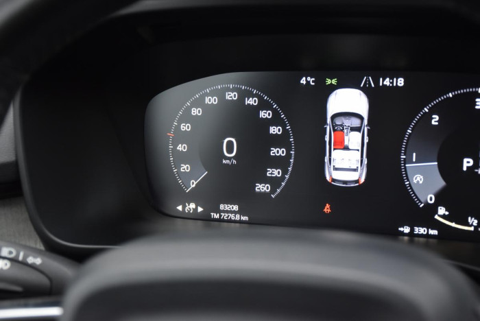 Volvo XC40 D3 INSRIPTION AUT REZERVACE 2.0 d