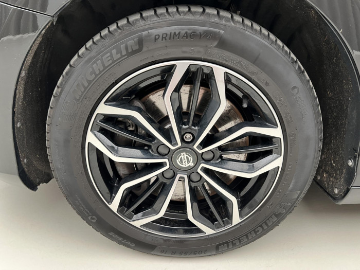 Volvo V40 D4 MOMENTUM AUT 2.0 d Momentum
