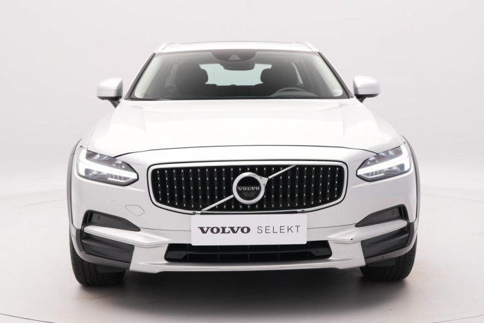 Volvo V90 CC D4 AWD MOMENTUM 1.maj. 2.0 d CC CC Momentum