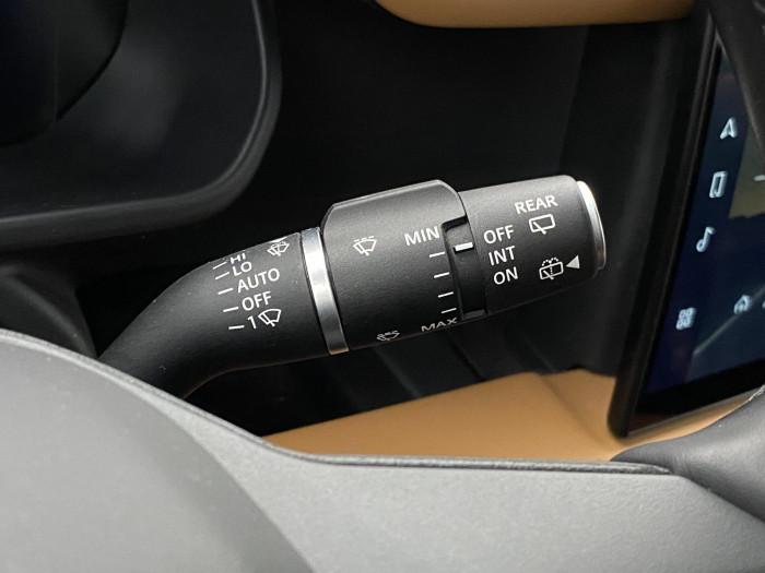 Land Rover Defender 130 D300 HSE AWD AUT CZ 3.0 d