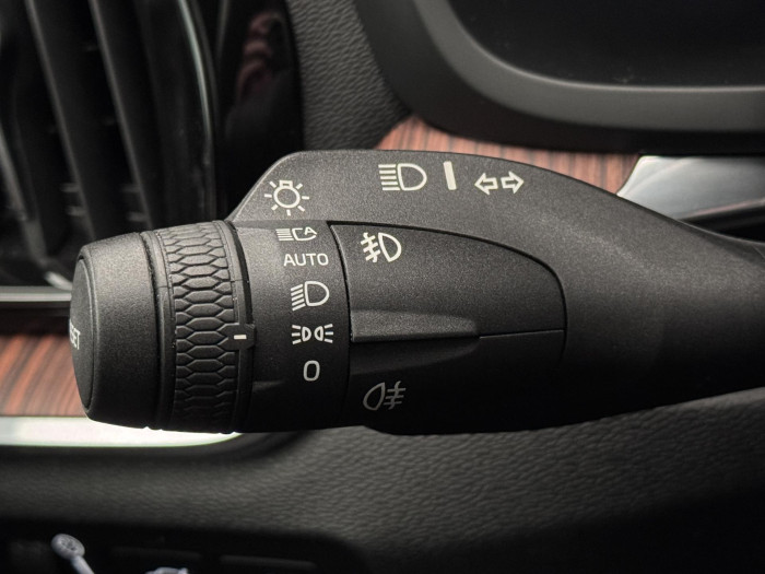 Volvo V60 T8 AWD RECHARGE INSCRIPTION