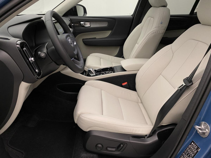 Volvo XC40 B4 AUT DARK ULTRA