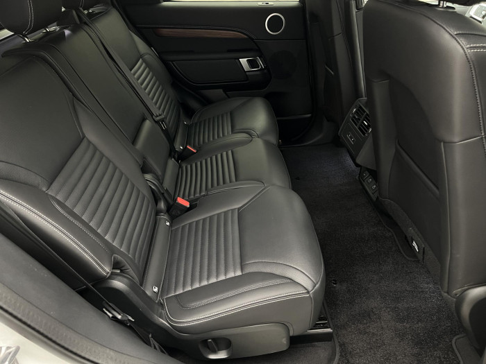 Land Rover Discovery D250 DYNAMIC SE AWD AUT CZ 3.0 d Dynamic SE