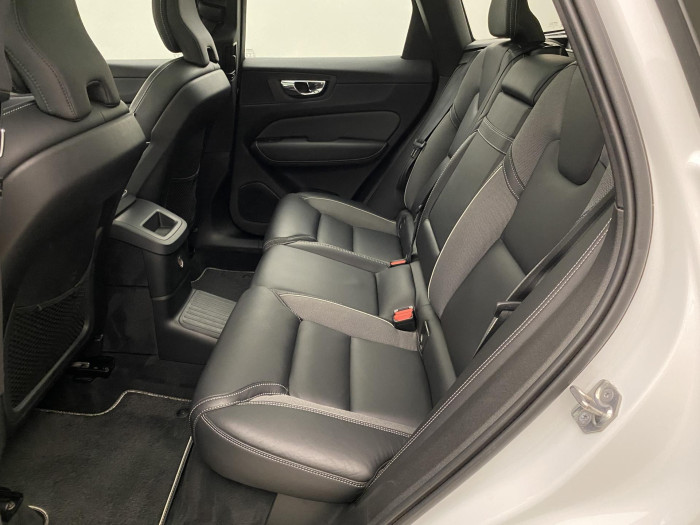 Volvo XC60 T8 AWD TWIN ENGINE R-DESIGN