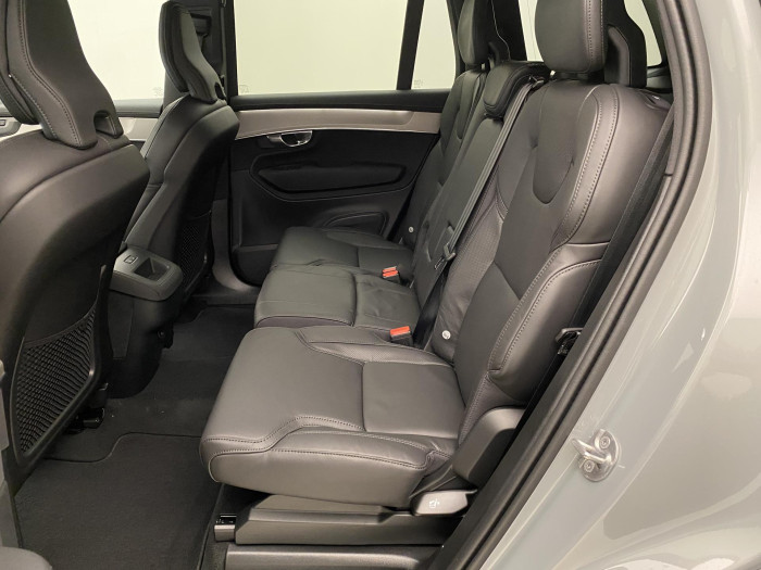 Volvo XC90 B5 AWD BLACK EDITION PLUS 7m