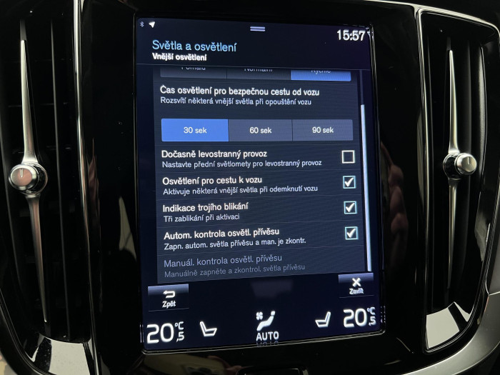 Volvo V60 CC B4 AWD AUT 1.maj 2.0 CC CC