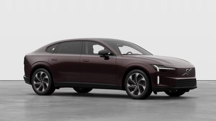 Volvo ES90 PURE ELECTRIC CORE