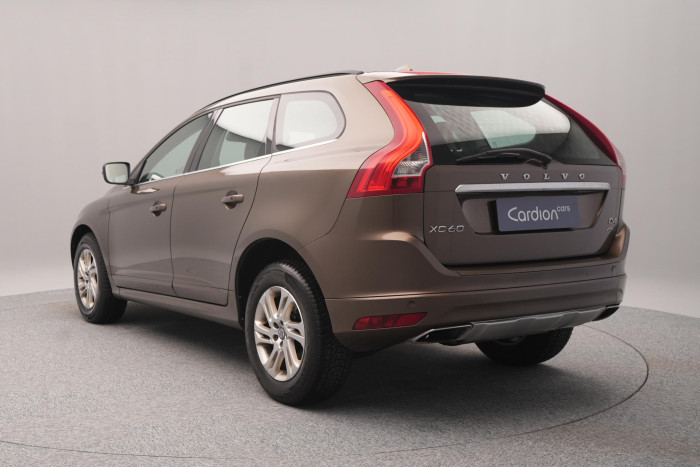 Volvo XC60 D4 MOMENTUM AUT CZ 2.4 d Momentum