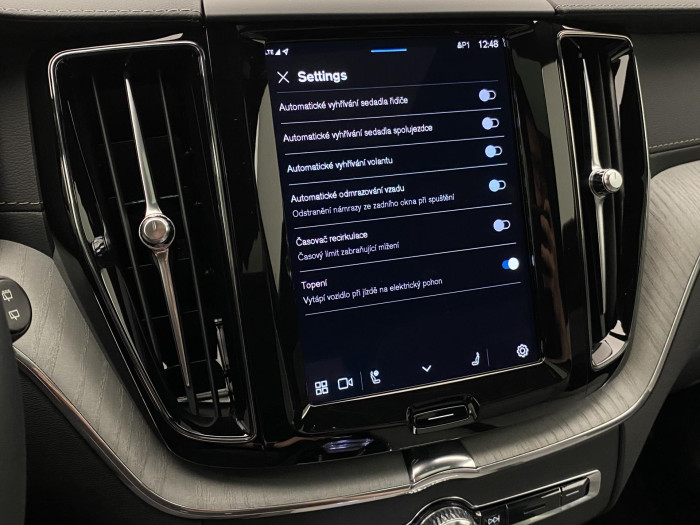 Volvo XC60 T8 AWD ULTIMATE RECHARGE AUT