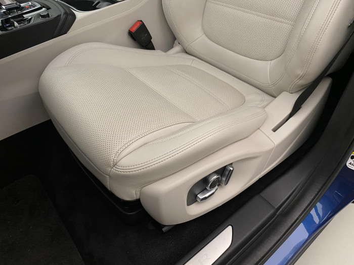 Jaguar E-Pace P200 S AWD AUT REZERVACE