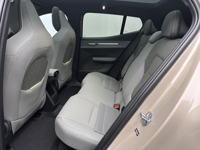 Volvo EX30 CROSS COUNTRY TWIN ULTRA