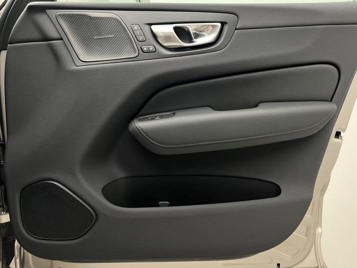 Volvo XC60 T6 AWD RECHARGE PLUS BRIGHT