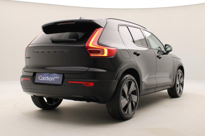 Volvo XC40 B3 AUT PLUS BLACK EDITION