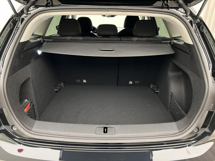 MG MG5 EMOTION